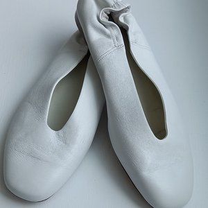 Vince Vero Cuoio silk slip on leather, Size 7,5M